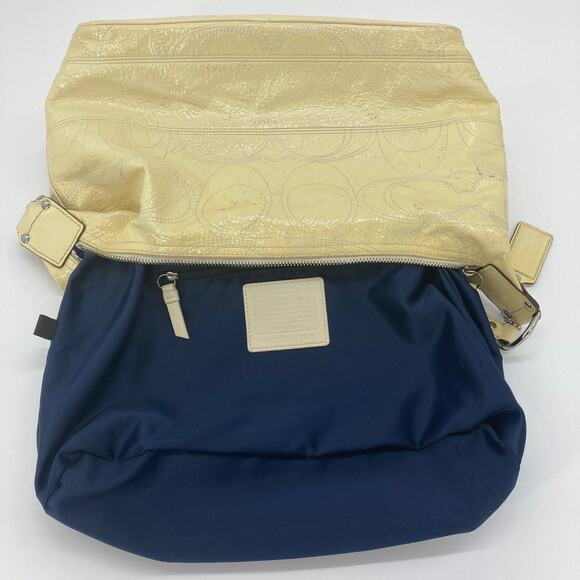 Coach F17421 Light yellow medium size shoulder bag - Picture 9 of 10